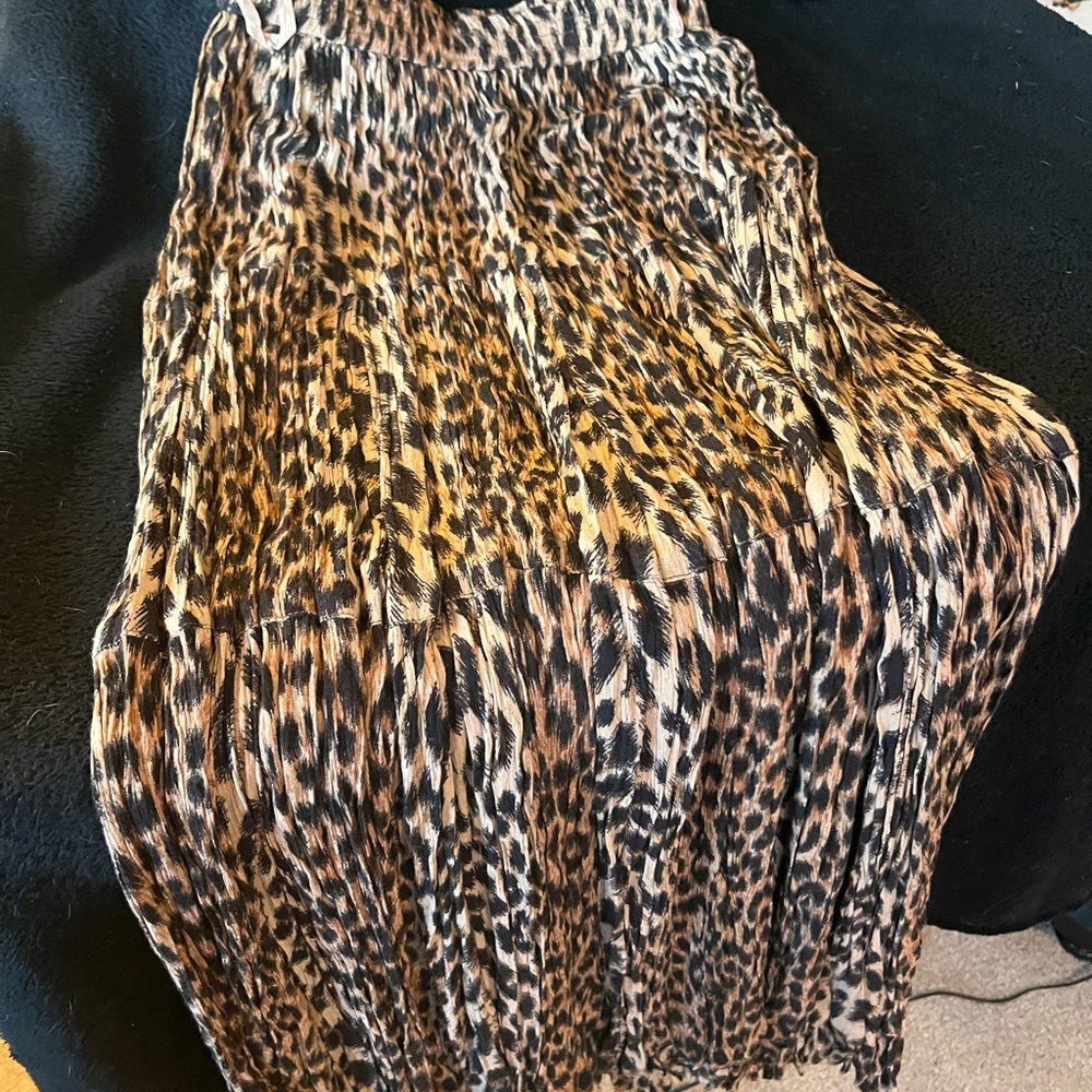 Nostalgia Women's Leopard Print Maxi Skirt - Picture 2 of 2